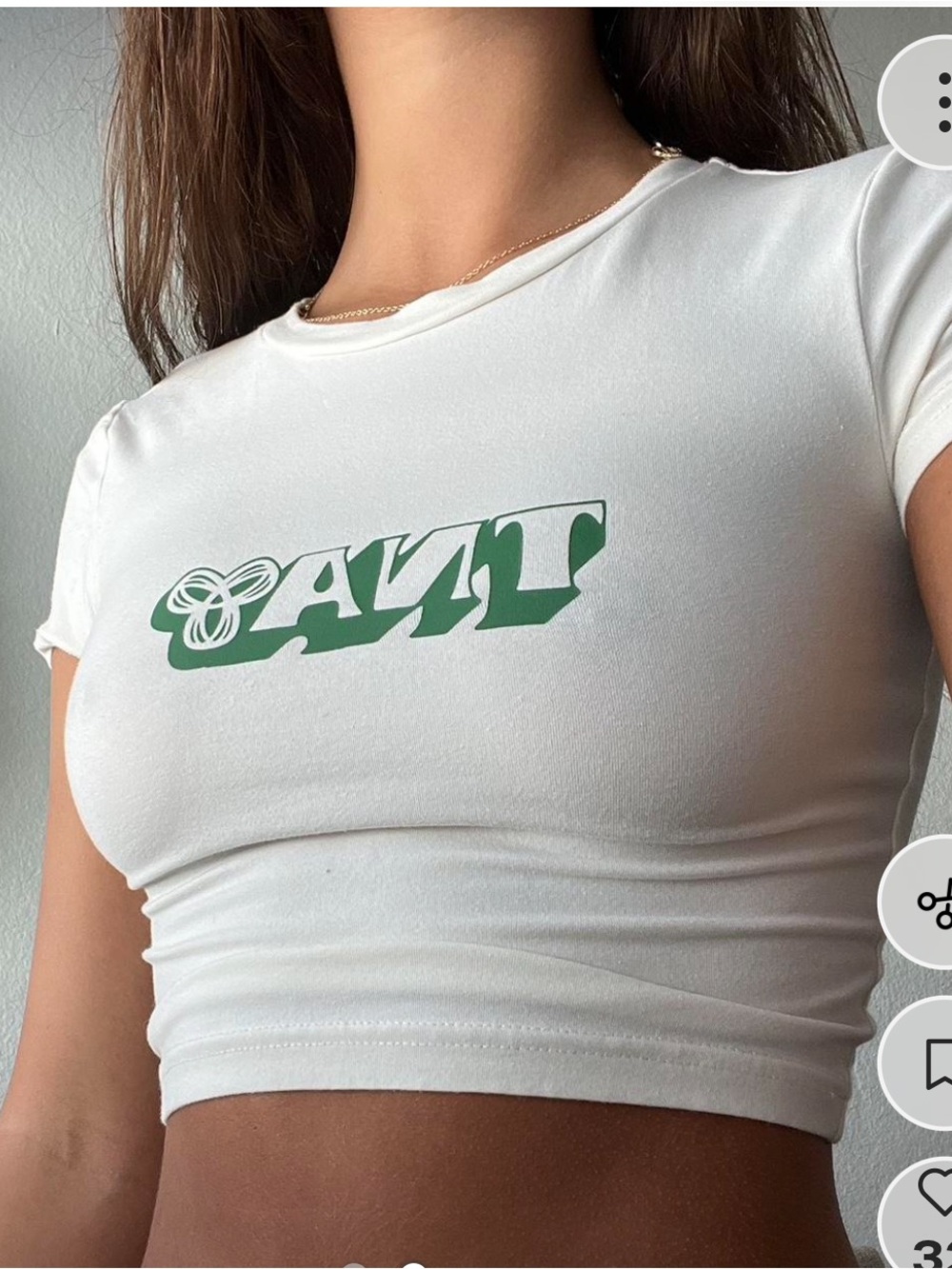 TNA Aritzia Cropped Baby Tee Ivory Green Logo Graphic T-Shirt Cotton Small